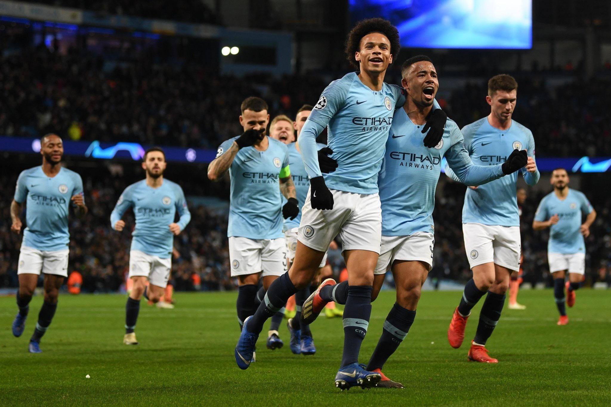 同樣令人矚 同樣令人矚